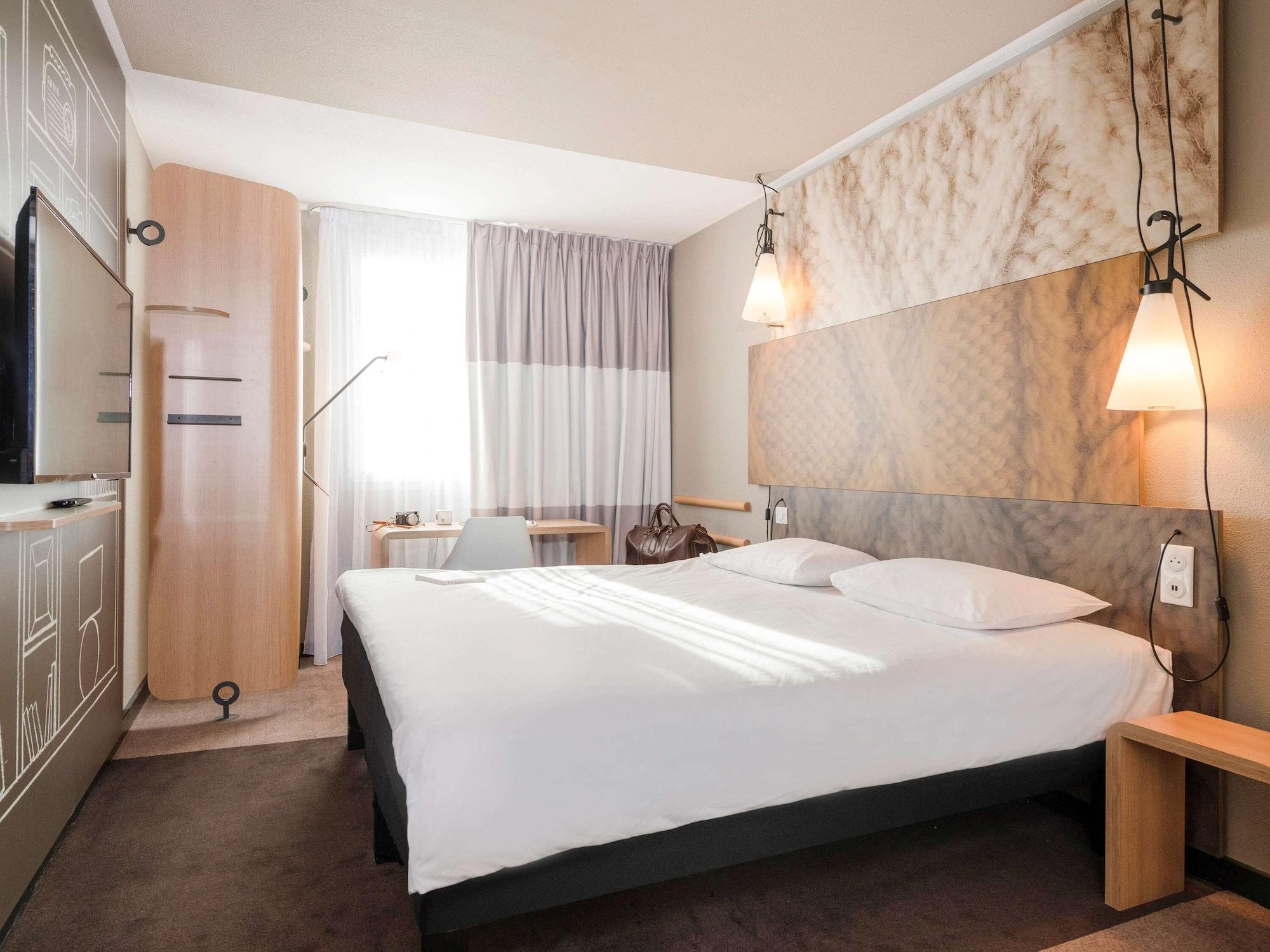 Ibis Lyon Caluire Cite Internationale Otel Dış mekan fotoğraf