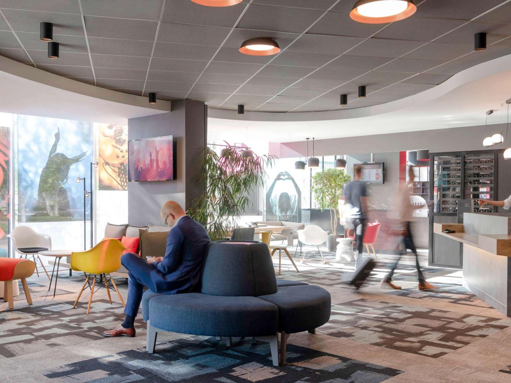 Ibis Lyon Caluire Cite Internationale Otel Dış mekan fotoğraf